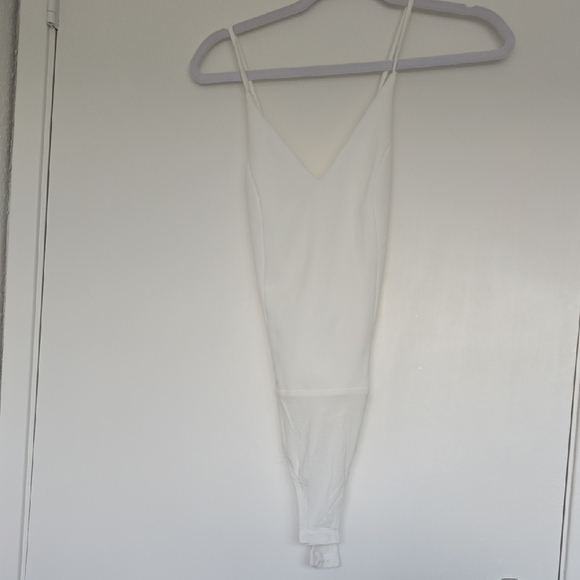 Lulus Tops - Lulu's Cream Sleeveless Top